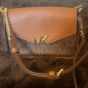 MICHAEL KORS Sylvia Small Signature Logo Gold-Tone Hardware Crossbody Bag NWT